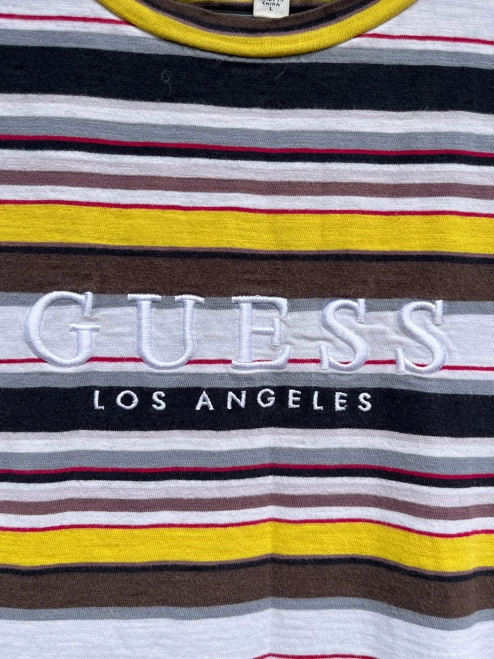 Guess Los Angeles Striped Embroidered T-Shirt Men’s Large - Picture 4 of 5